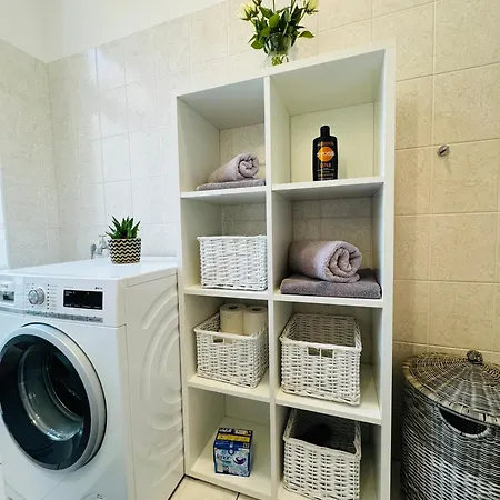 Apartament Attraktive Im Gruenen Hinterhof Schwerin (Mecklenburg-Vorpommern)