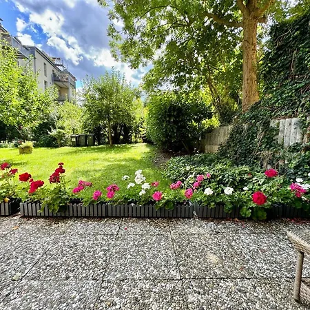 Attraktive Im Gruenen Hinterhof Apartman *